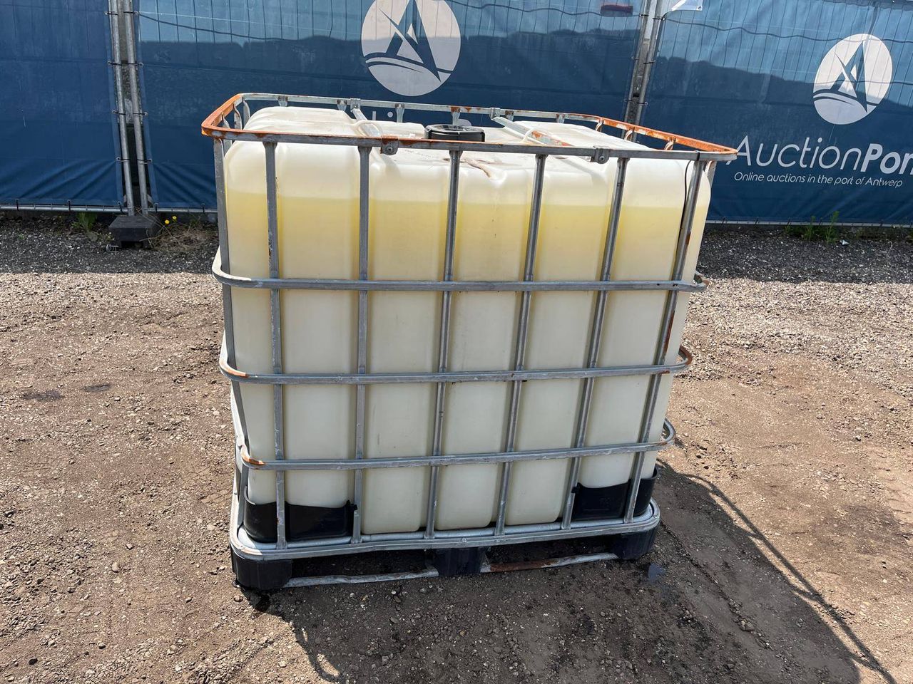 IBC tank with soap