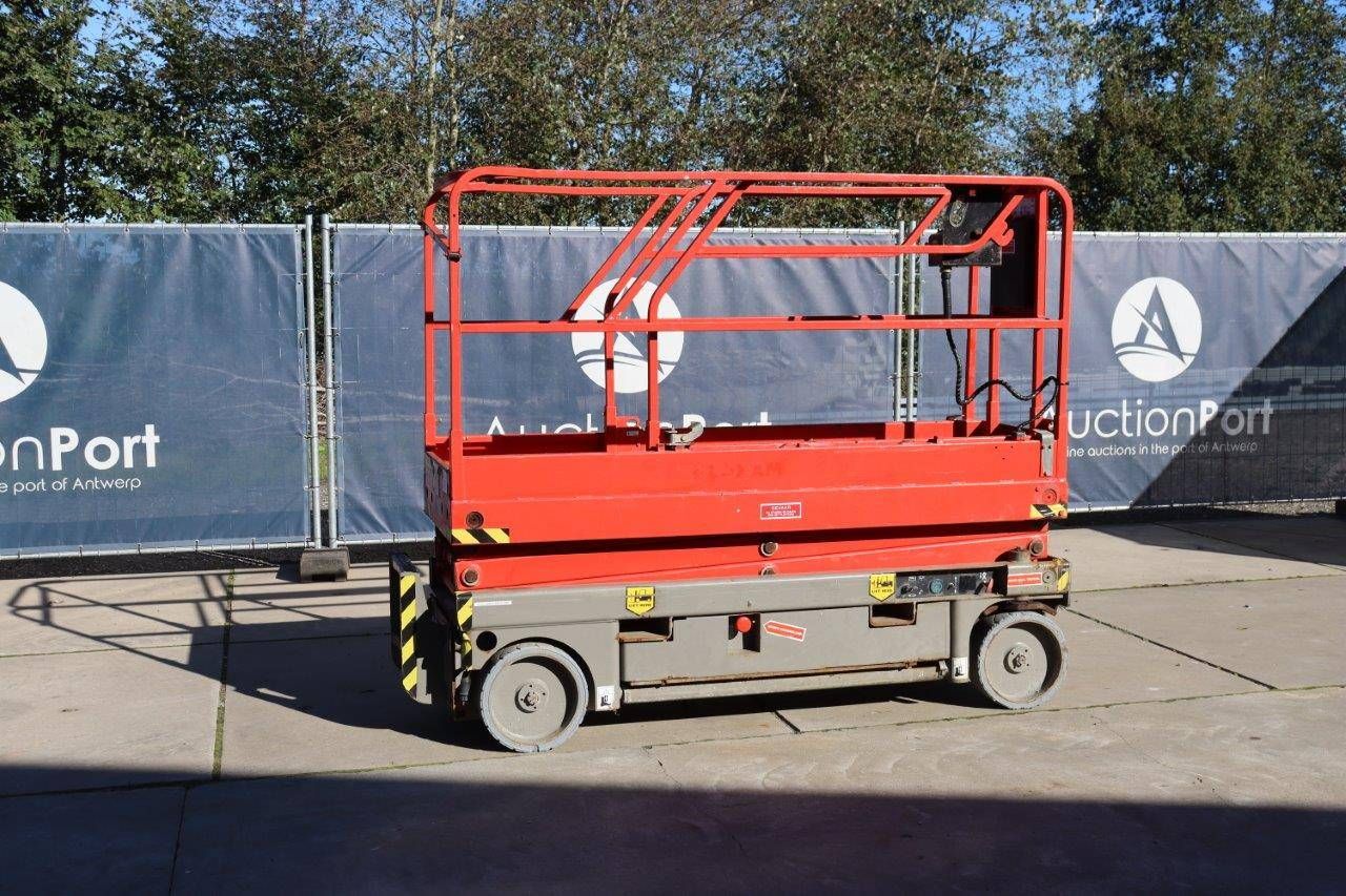 Scissor lift Haulotte Compact 8 Electric 300kg 8.2m