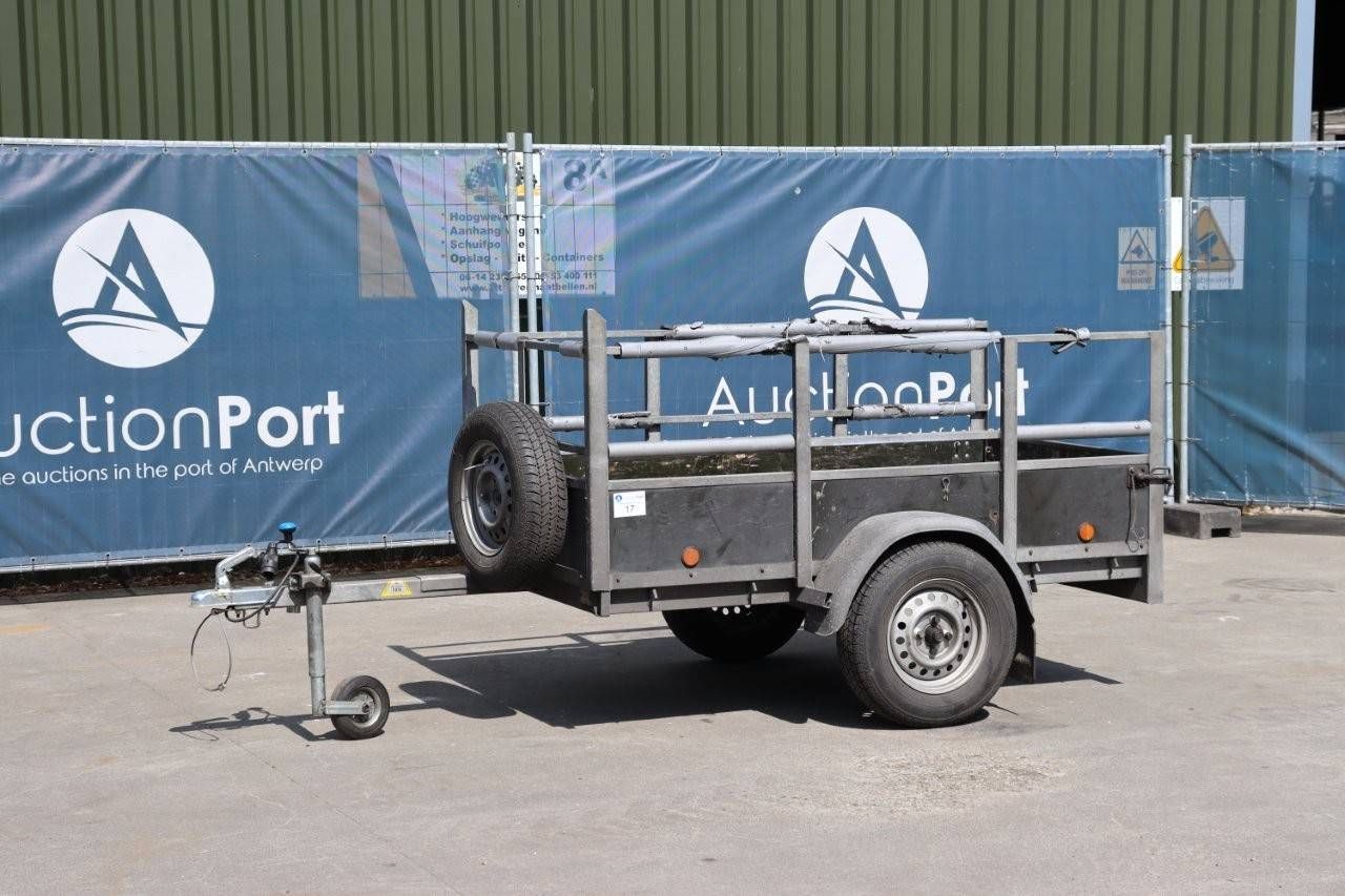 Trailer