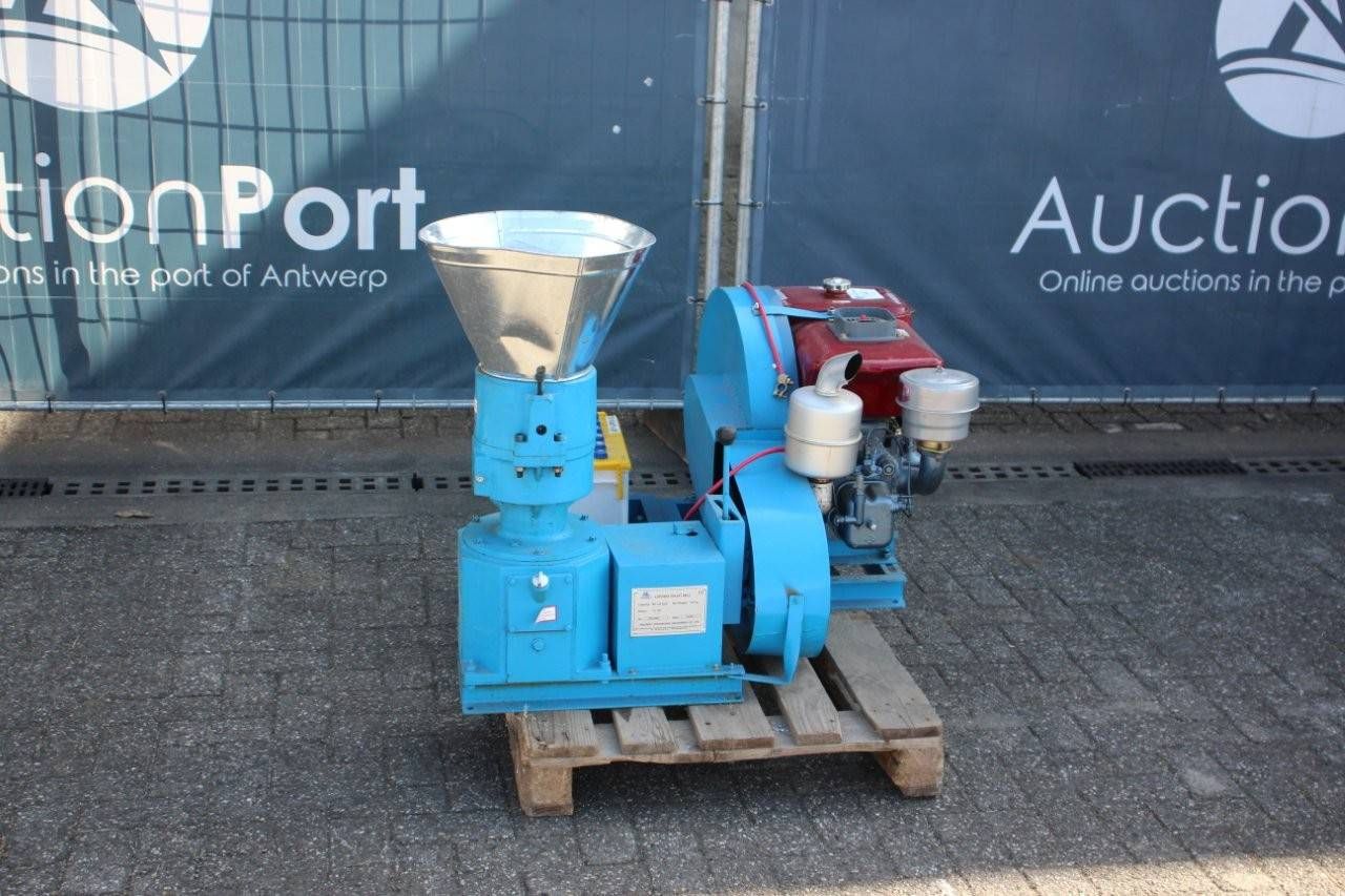 Granulator Macreat Petrol PTO 2023 New