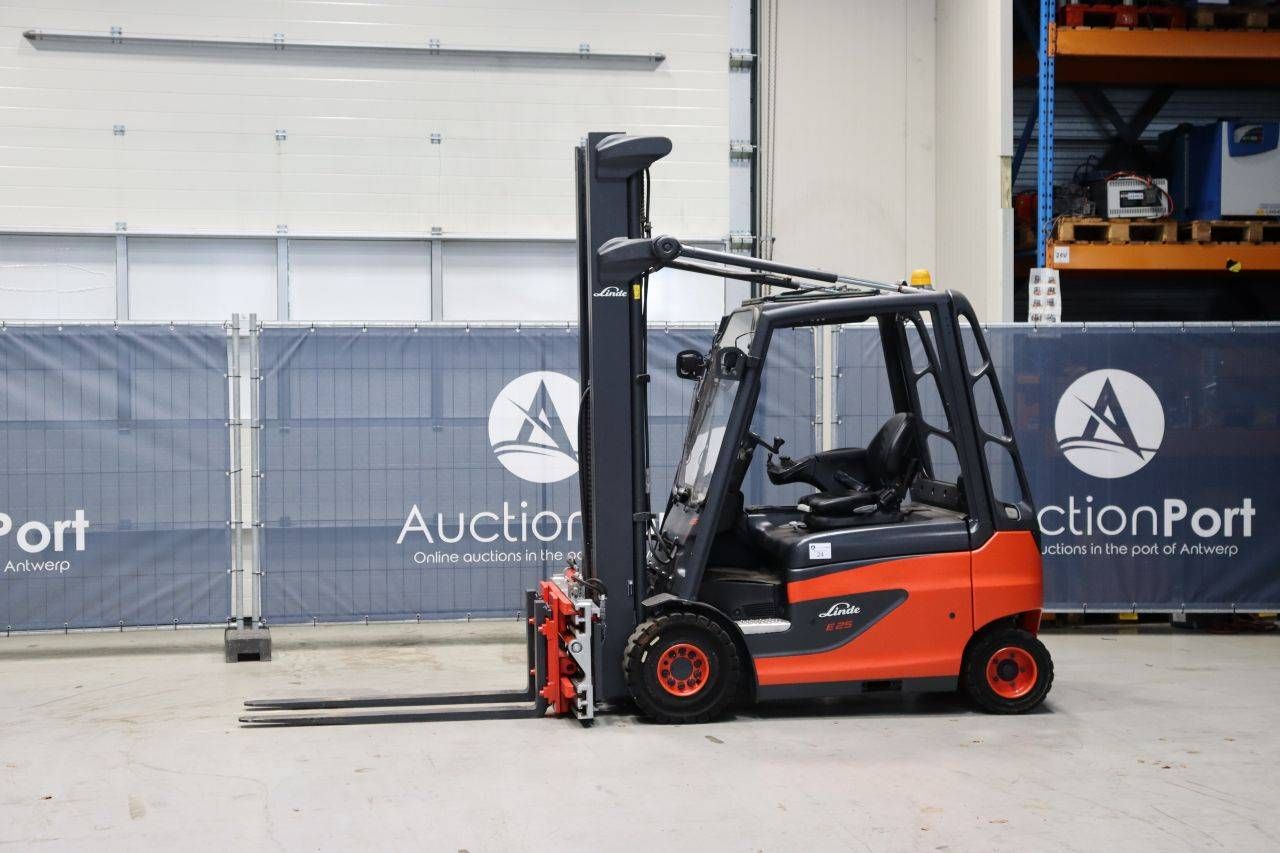 Empilhadeira elétrica Fenwick-Linde E25-01, 2500 kg, 6,4 m, 2019