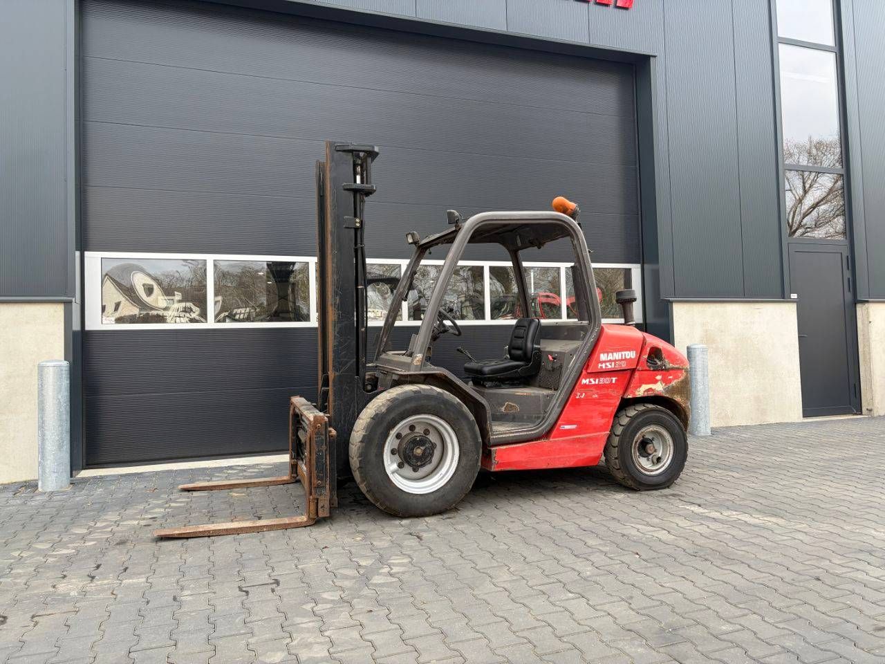 Rough-terrain forklift Manitou MSI30T Diesel 3000kg 2012