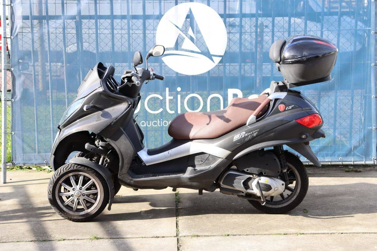 Scooter Piaggio MP3 300 LT Touring Gasolina 22 CV