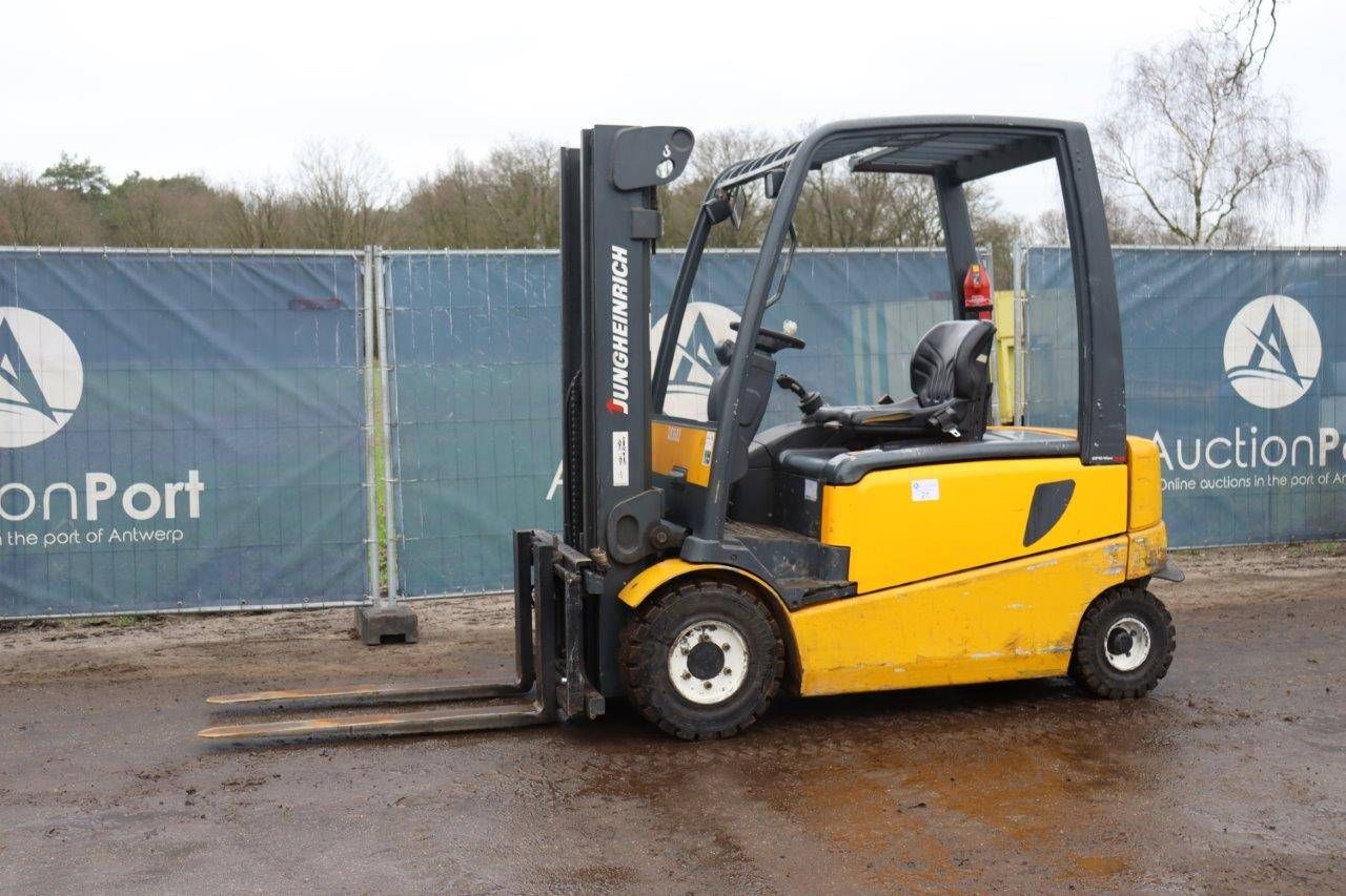 Forklift Jungheinrich EFG-Vac 30 Electric 3000kg