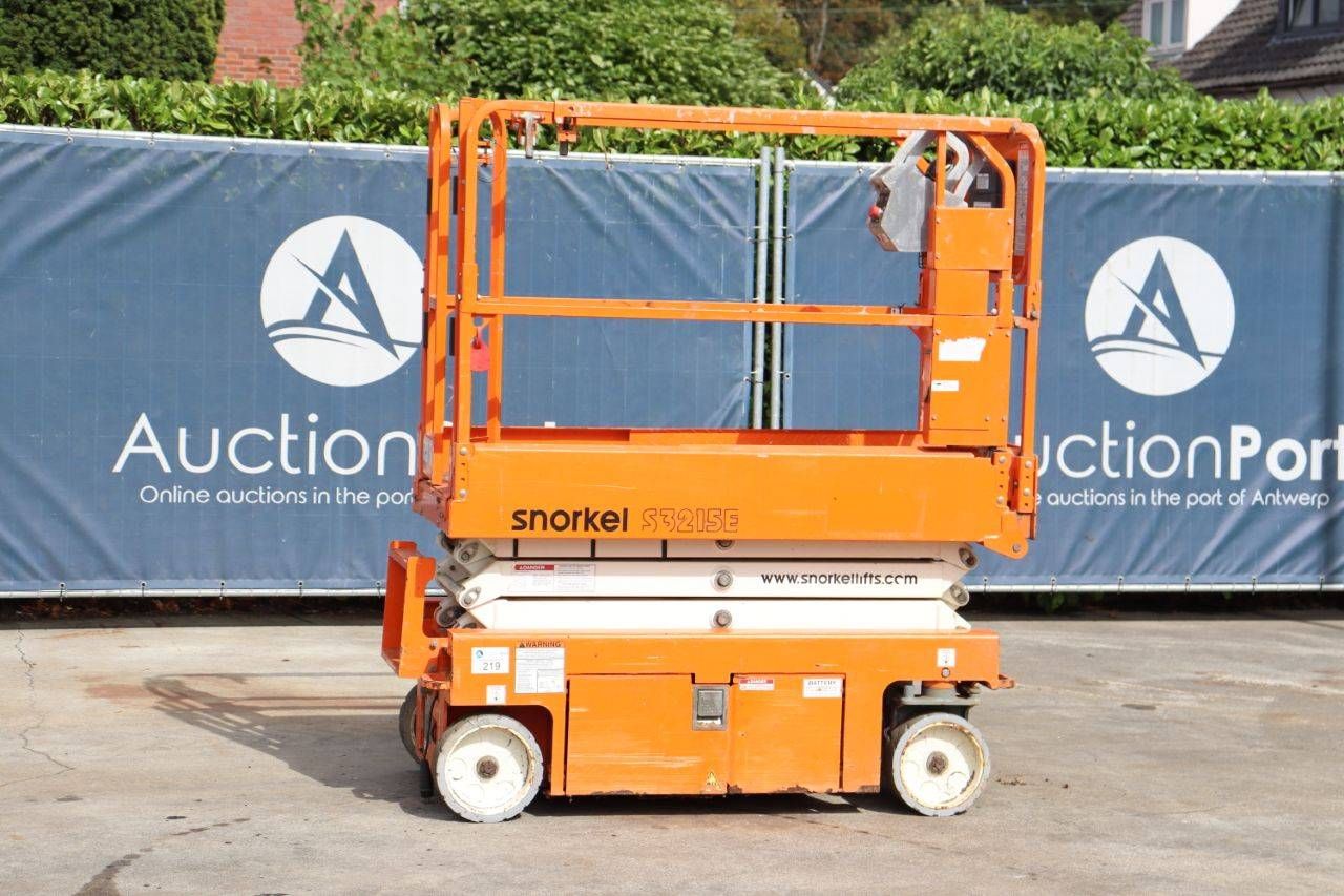 Scissor lift Snorkel S3215E Electric 6.6m 2017