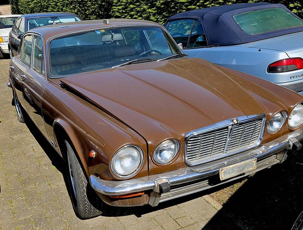 Jaguar XJ 4.2 Manual 4-Speed Overdrive (project basis) (Margin)