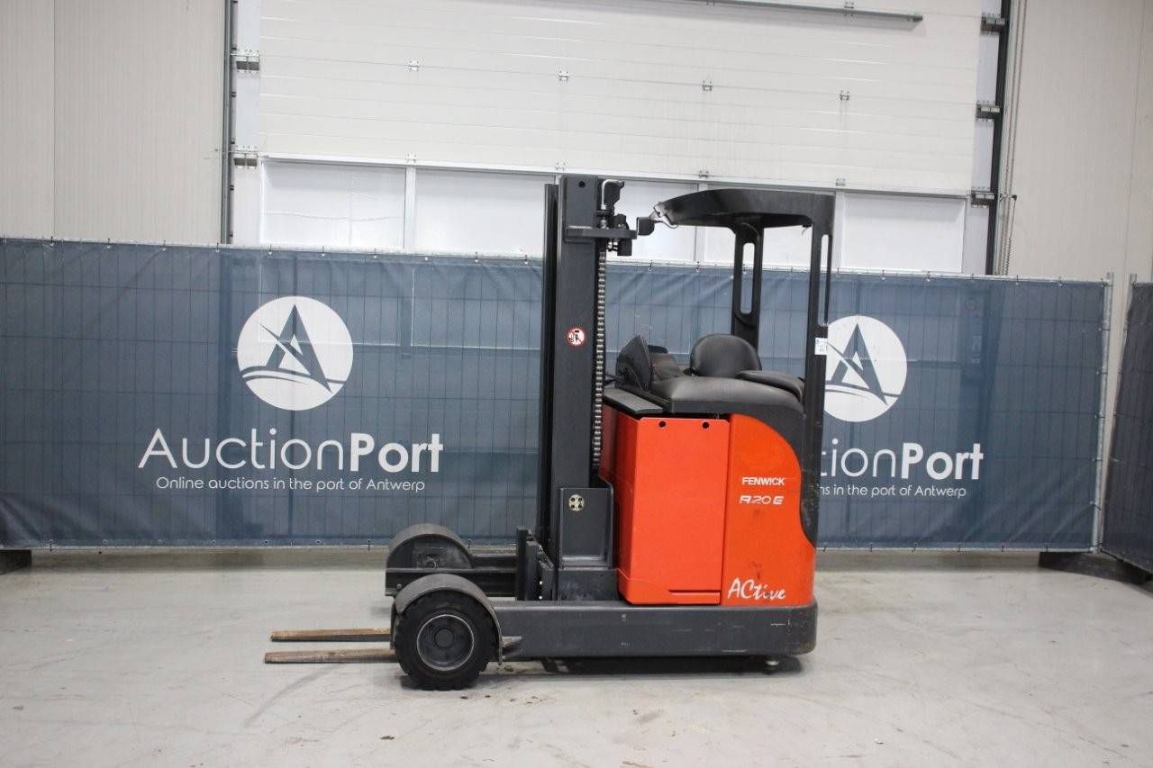 Reach truck Fenwick-Linde R20G-03 Electric 2000kg 4.8m 2010