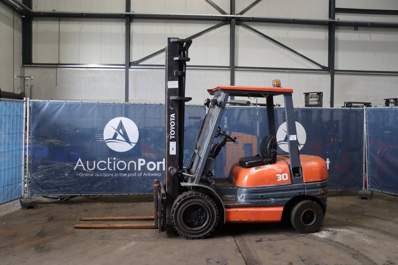 Forklift Toyota 6FBR30 Diesel 3000kg 5.0m 1995