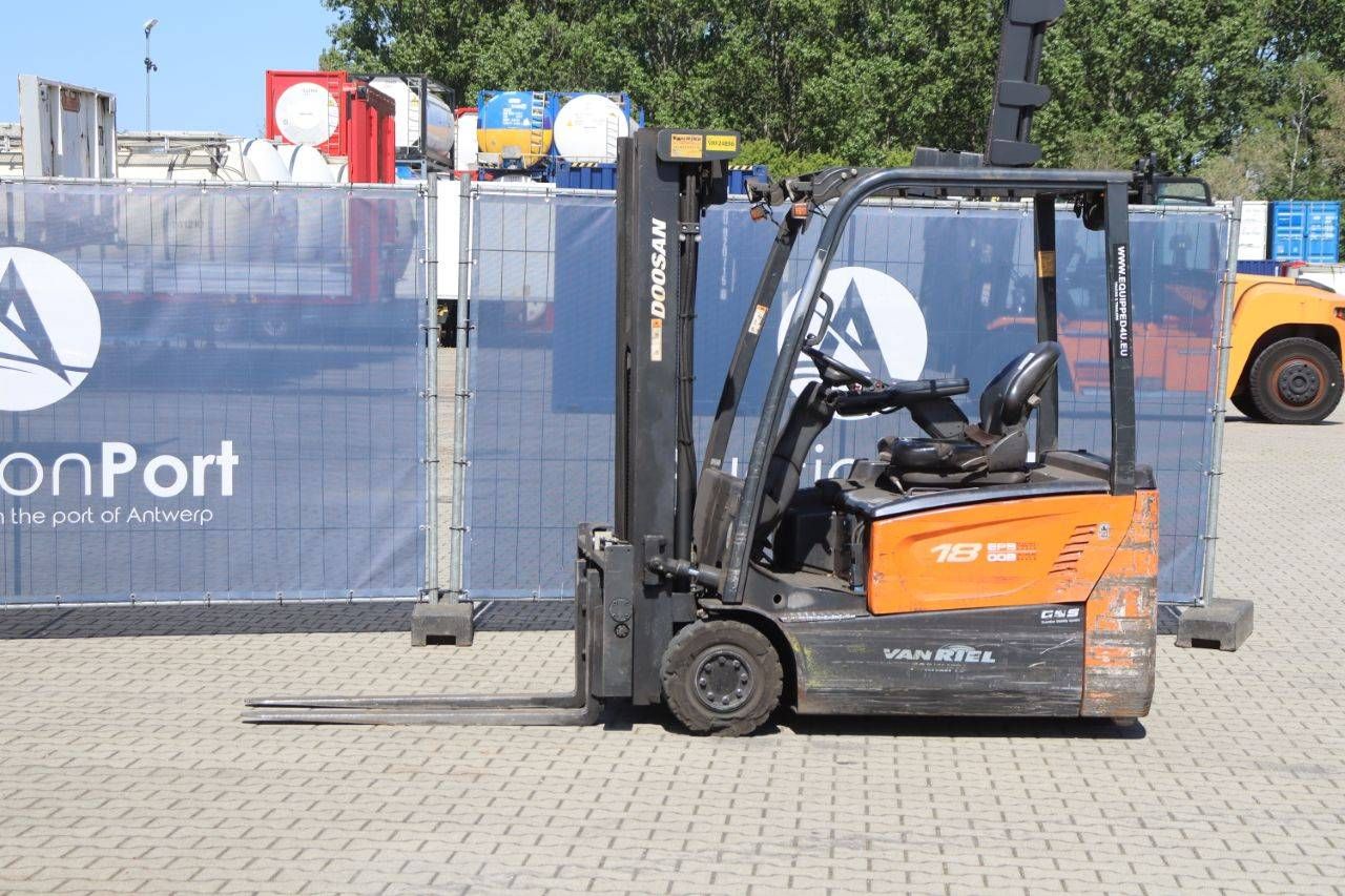 Doosan B18-T7 Electric Forklift 1750kg 4.75m 2015