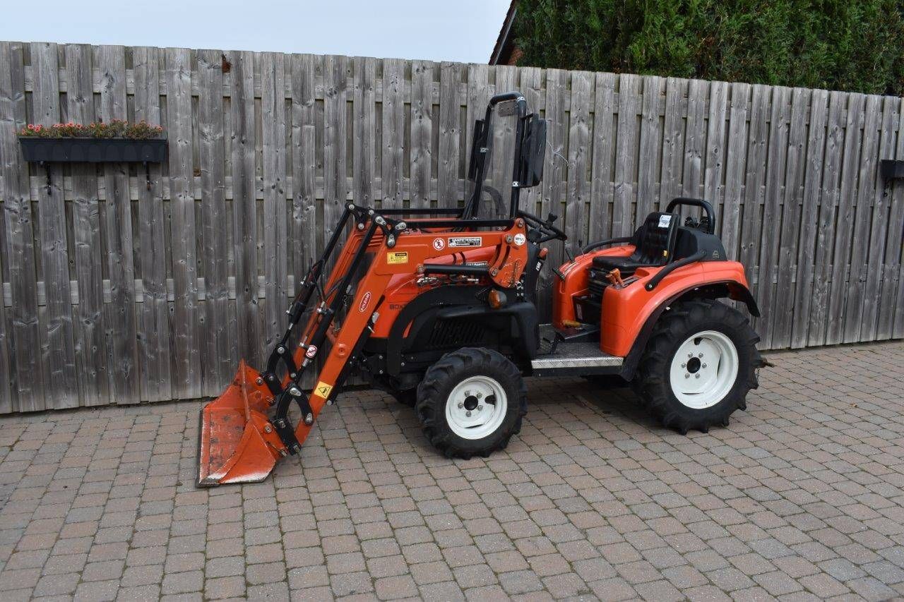 Mini tractor Goldoni Boxter 25 with front loader Diesel (Margin)