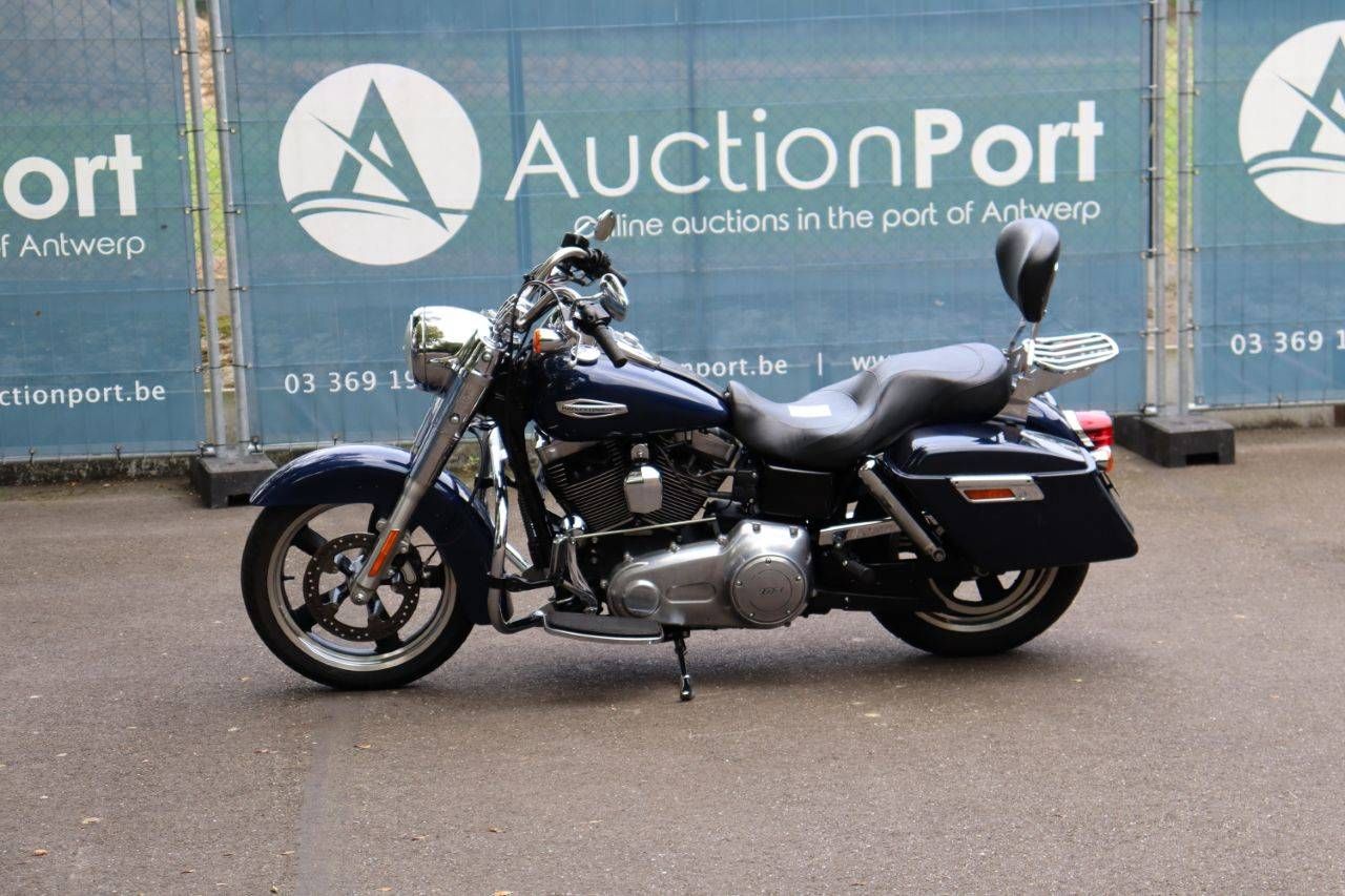 Harley-Davidson DYNA Switchback Gasoline 2013