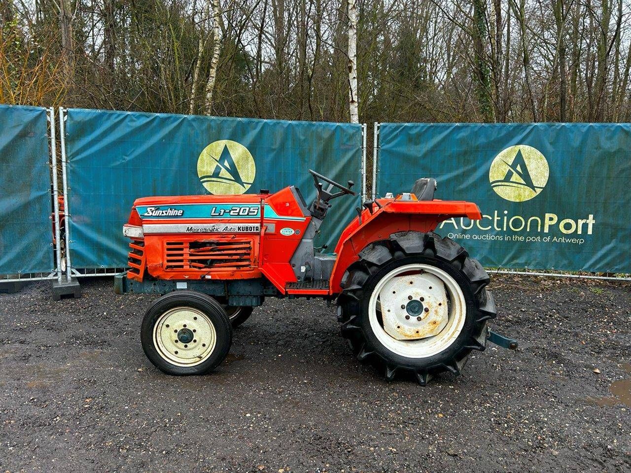 Mini tractor Kubota Sunshine L1-205 Diesel 19hp