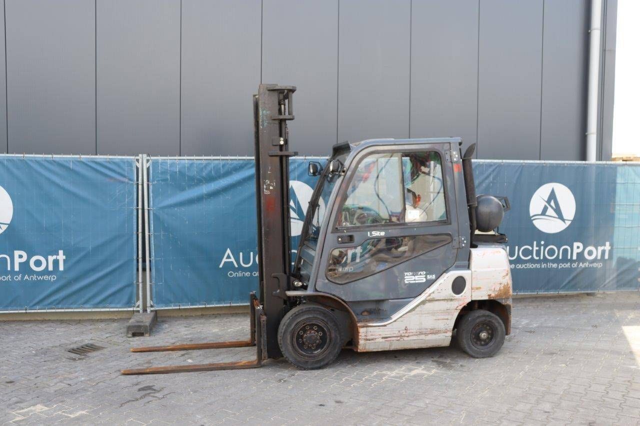 Forklift Toyota 02-8FGF25 LPG 2500kg