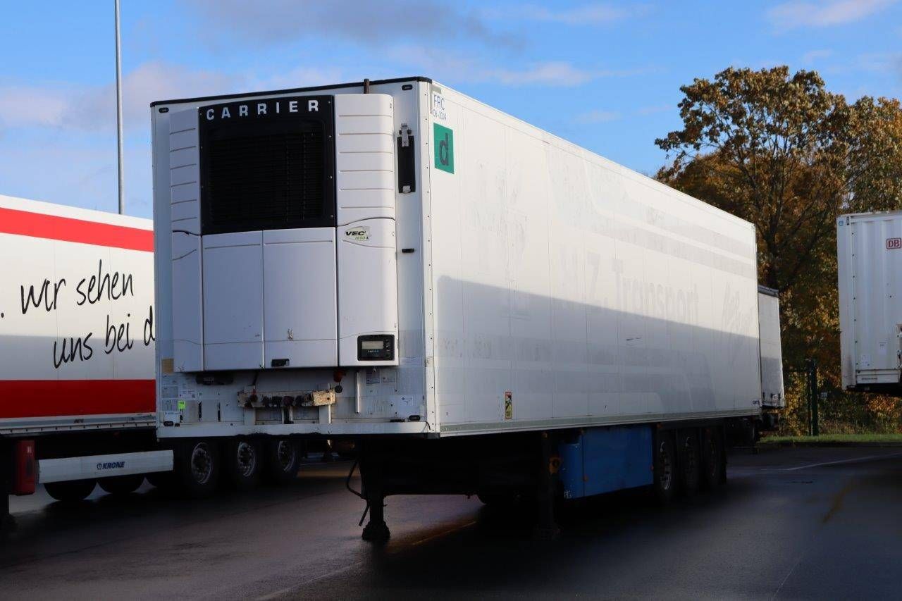 Reefer Semitrailer Schmitz Cargobull SKO24 2012