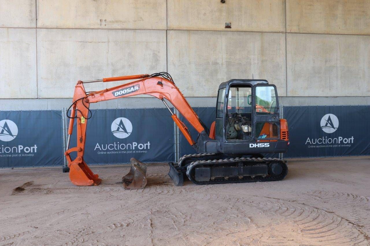 Crawler excavator Doosan DH55-V Diesel 55hp 