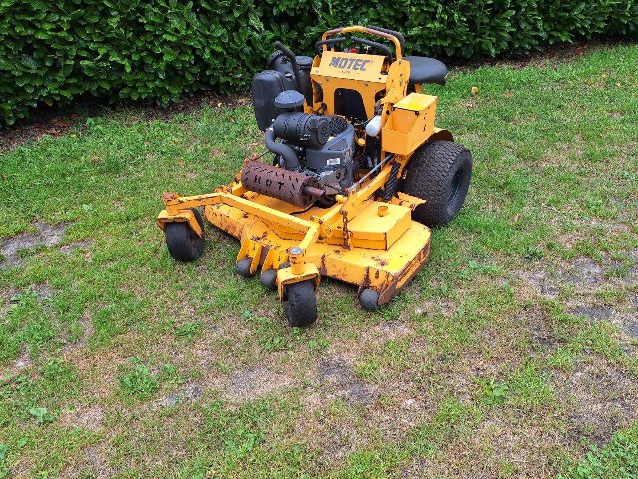 Motec Zero Turn Riding Mower