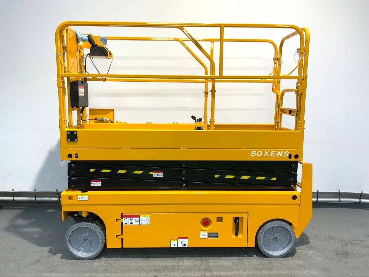 Scissor lift JD Equipment 80XENS Electric 380kg 8m 2024 New