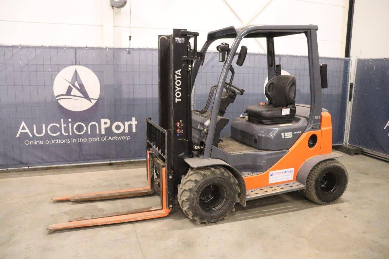 Forklift Toyota 02-8FDL15 Diesel 1500kg 3.0m 2021