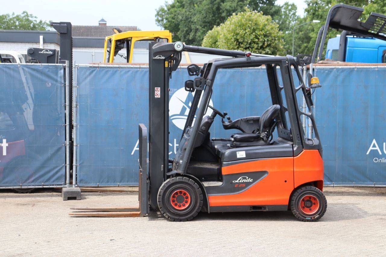 Forklift Linde E25 Electric 2500kg 7.0m 2018