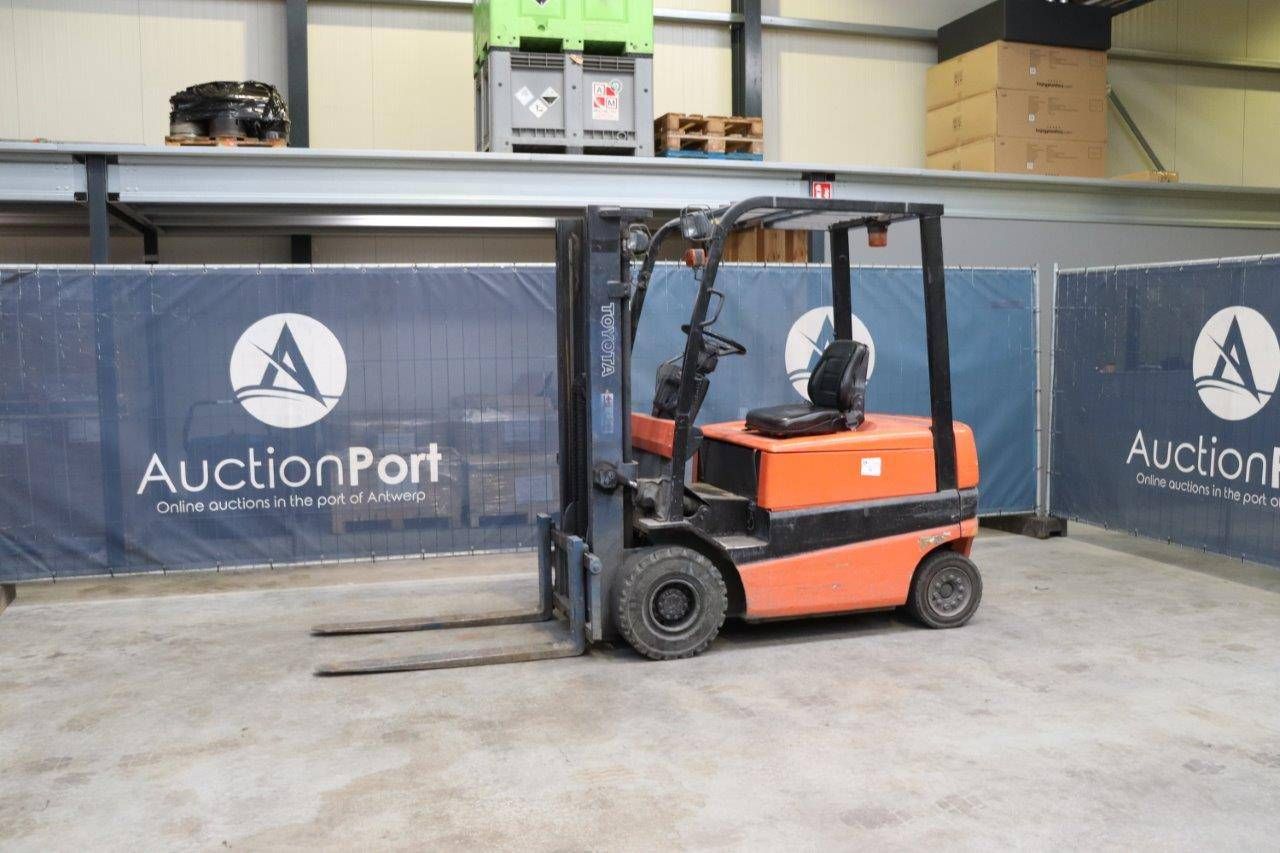 Forklift Toyota FBMF 25 Electric 2500kg 3.3m 1998