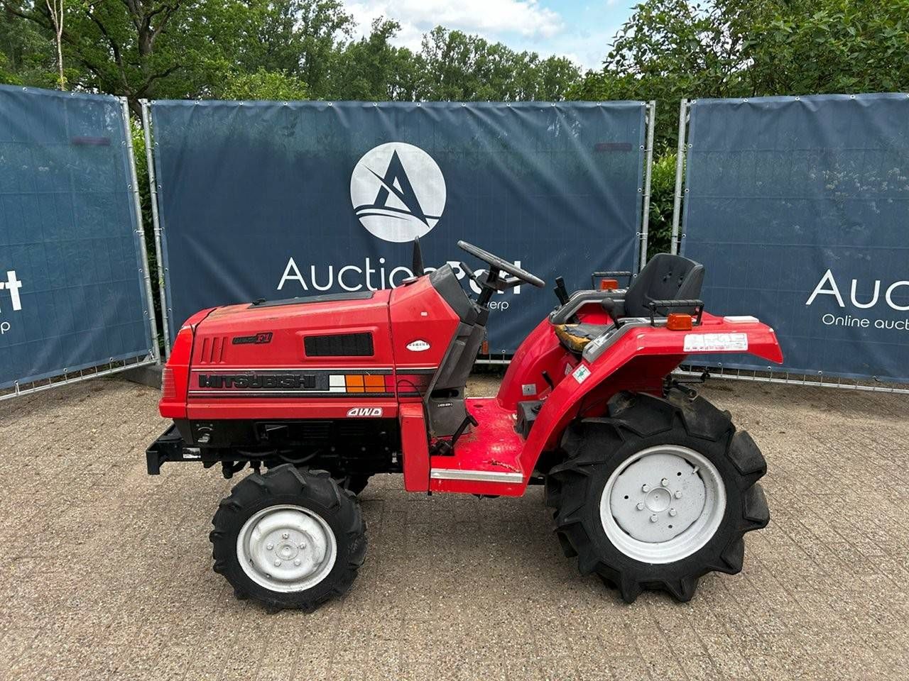 Mini tractor Mitsubishi MT15 Diesel