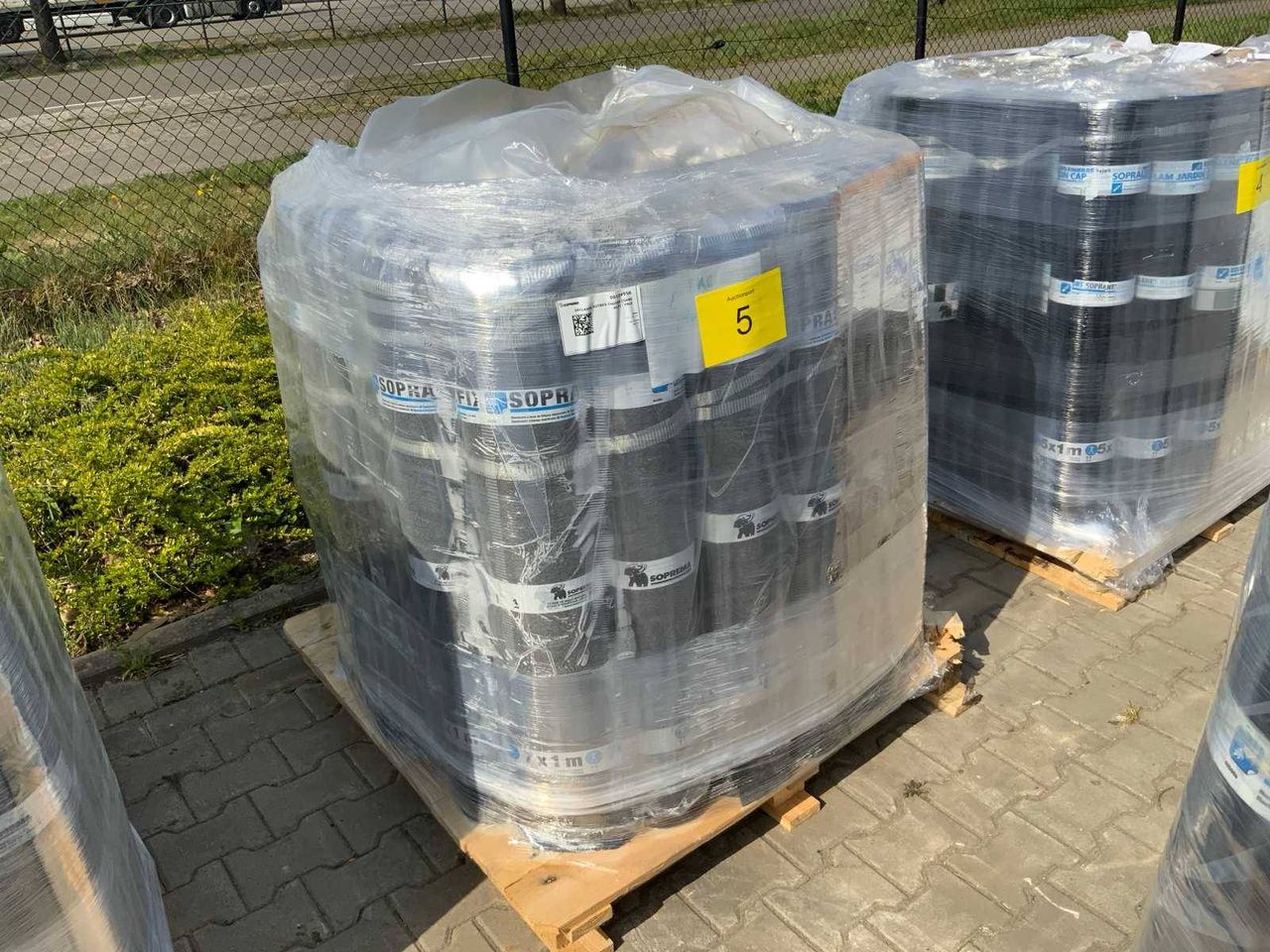 Pallet Roofing Felt New