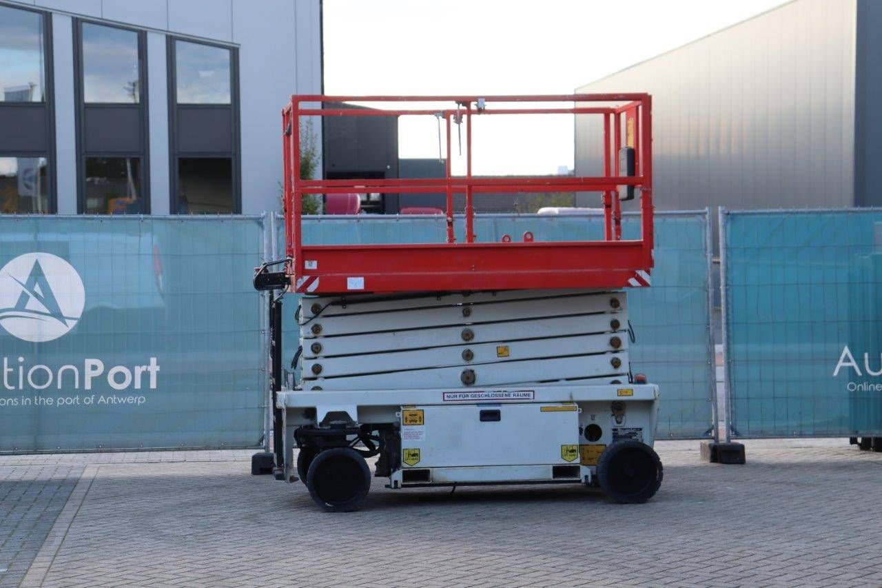 Scissor lift Holland Lift EcoStar HL-11812 Electric 13.8m 