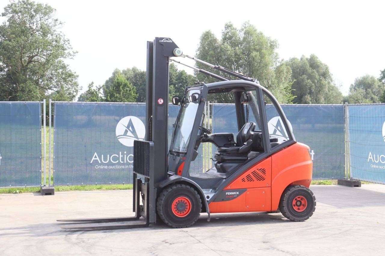 Forklift Fenwick-Linde H30D-02 Diesel 3000kg 4.6m 2013
