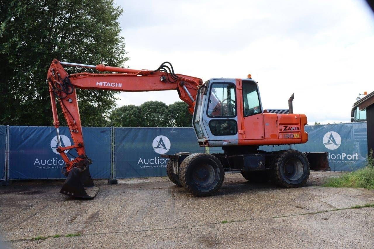 Excavator Fiat Hitachi FH130W3 Diesel 103.5hp 1998