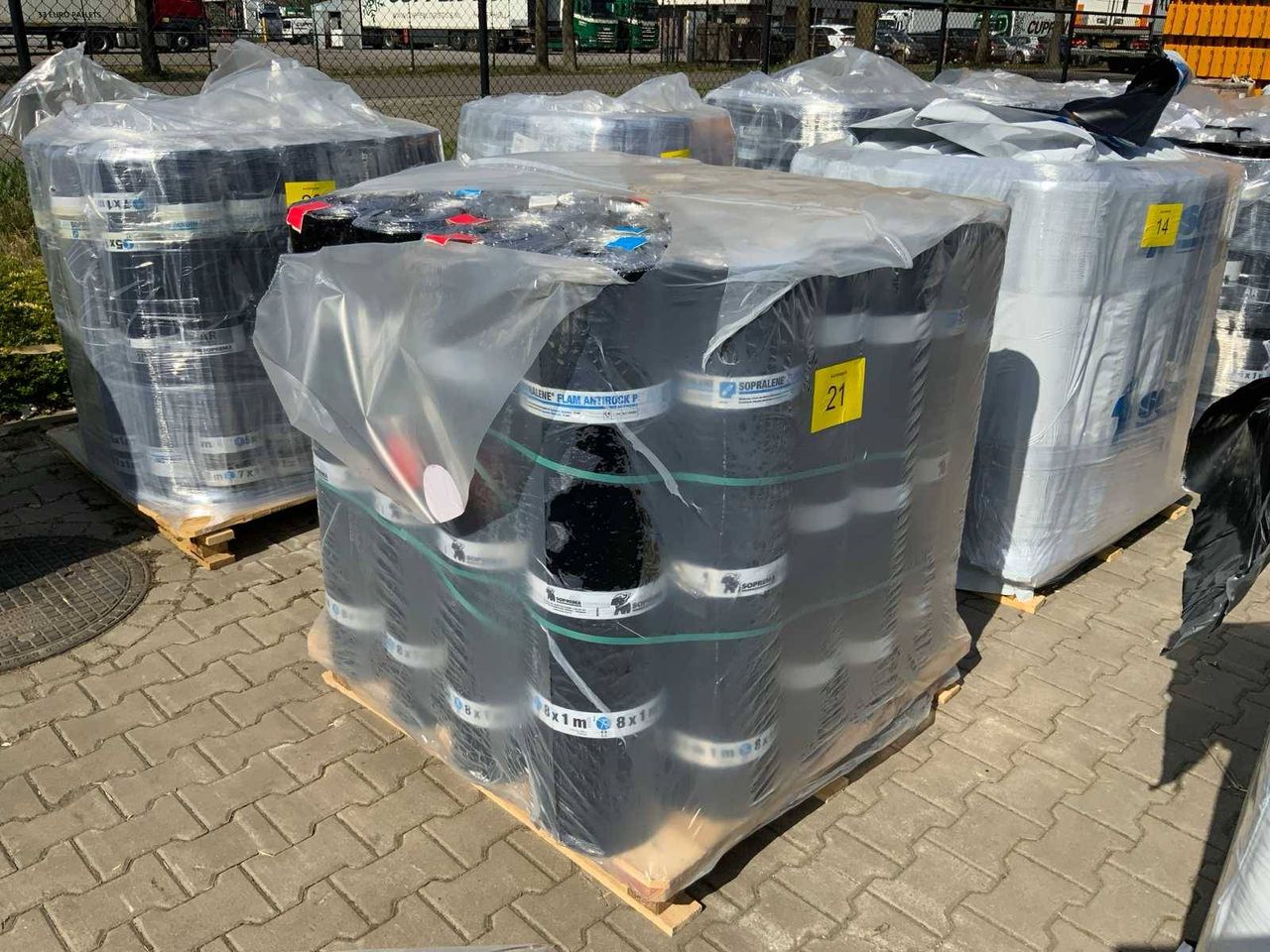 Pallet Roofing Felt New