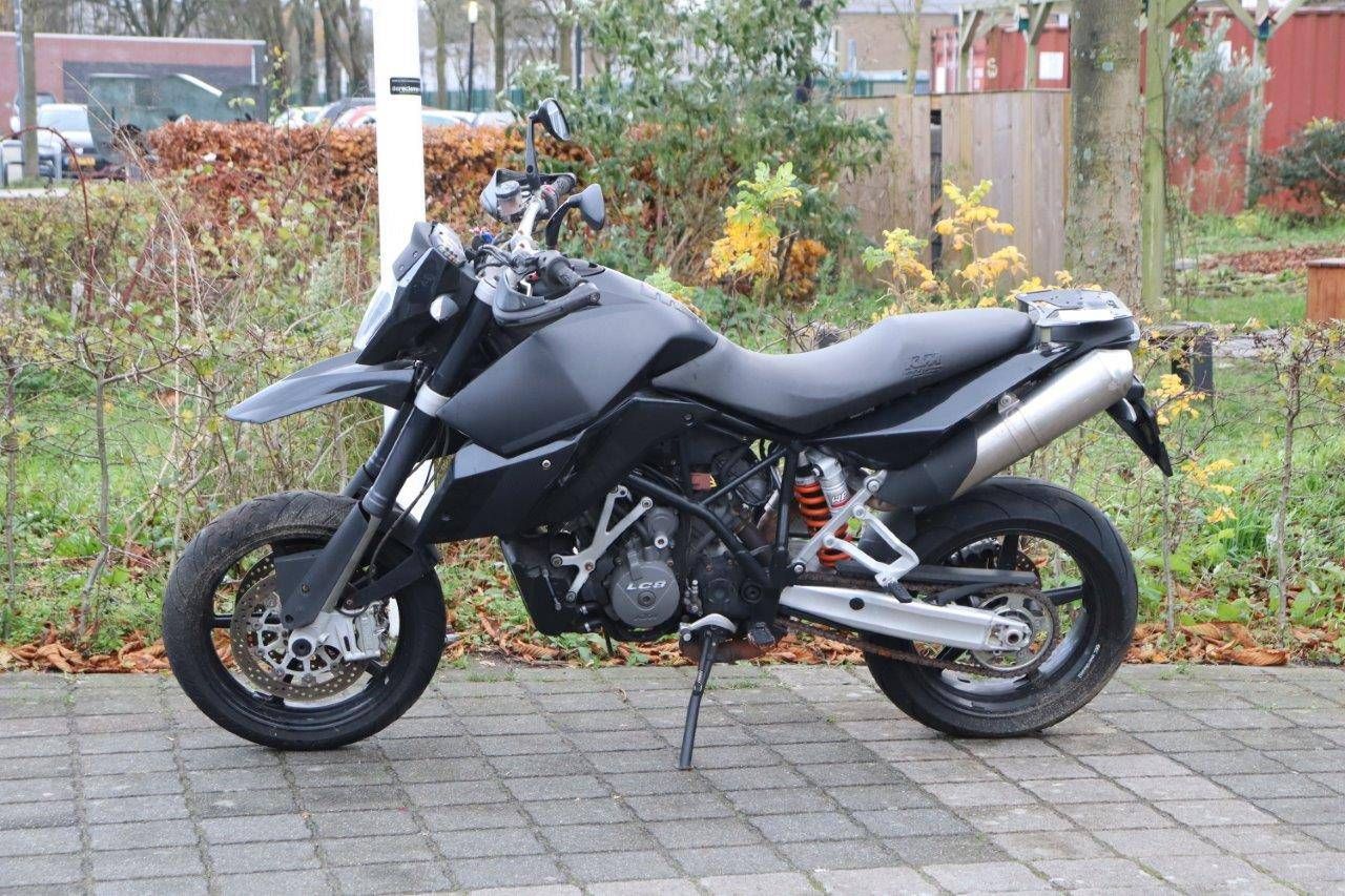 Motor KTM 990 Supermoto Benzine 2008 (Marge)