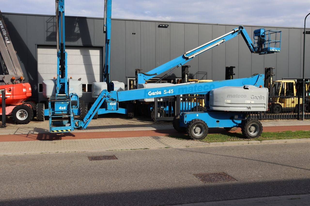 Genie S-45 Diesel Telescopic Boom Lift 227kg 15.7m 2016