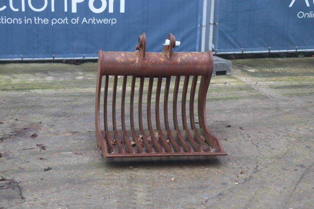 rake bucket