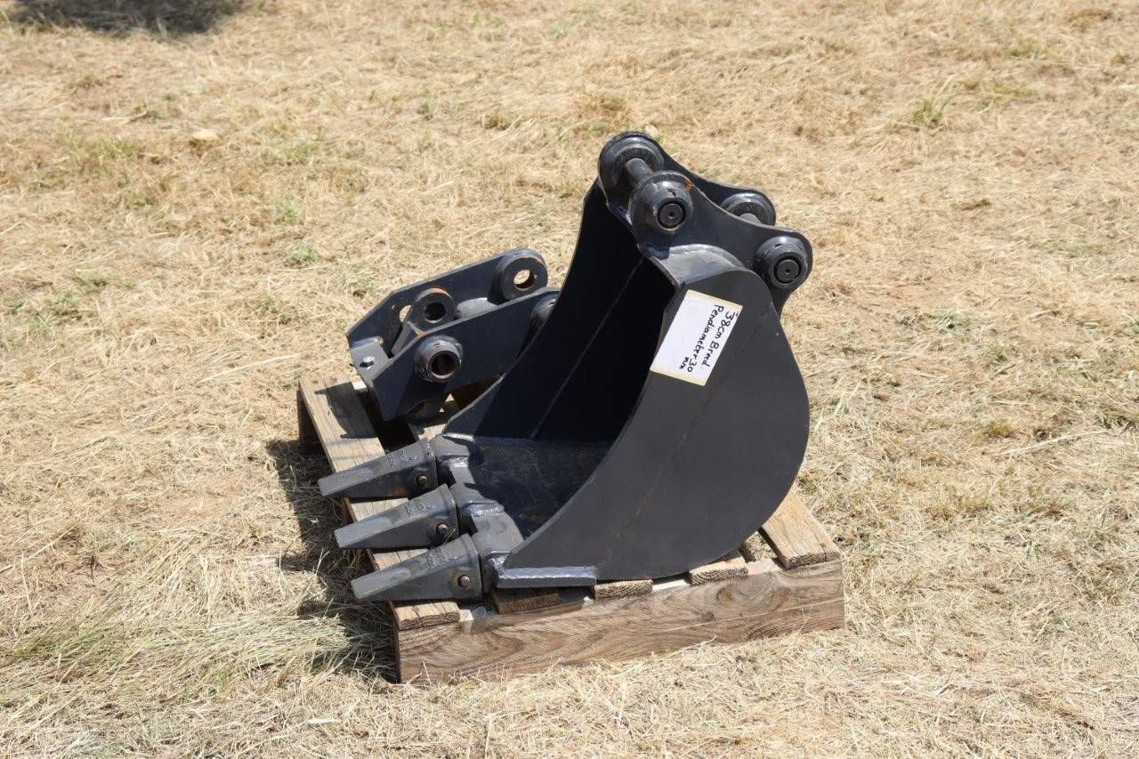 Excavator bucket