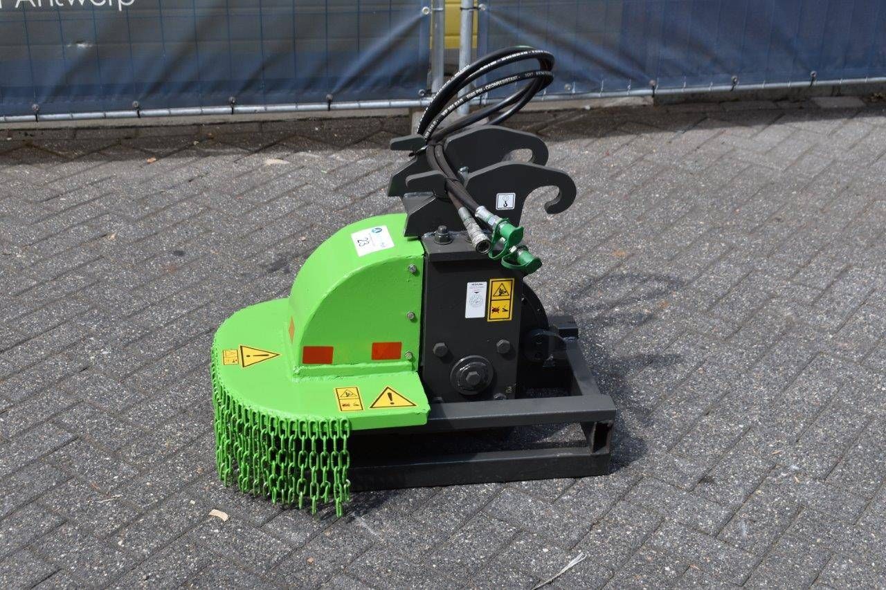 Hydraulic stump cutter