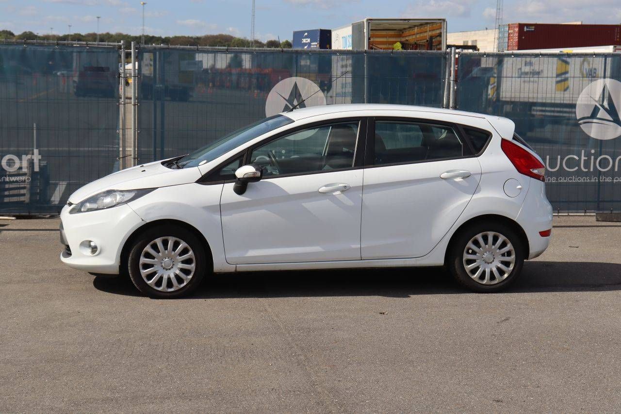 Passenger car Ford Fiesta Petrol 60hp 2012 (Margin)