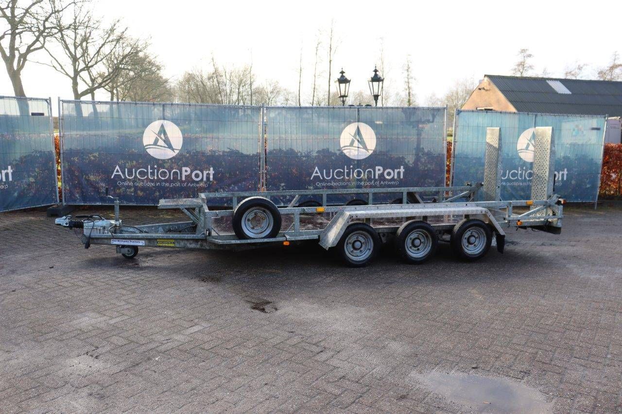 Car transporter trailer Ifor Williams DB