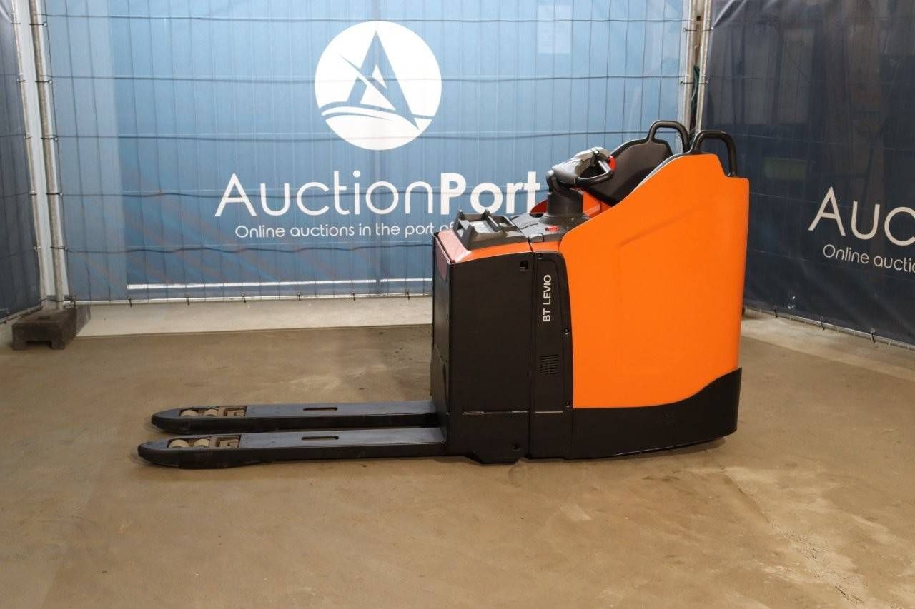 Pallet truck Toyota LPE220 Electric 2200kg 2018