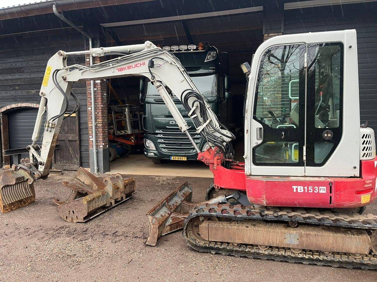 Crawler excavator Takeuchi tb153 fr Diesel
