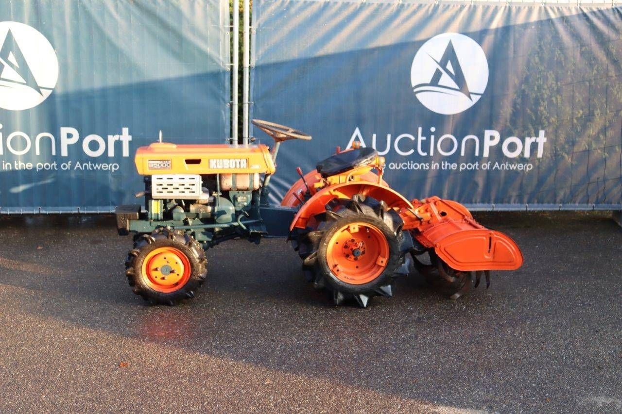 Mini tractor Kubota B5000DT Diesel with cultivator (Margin)