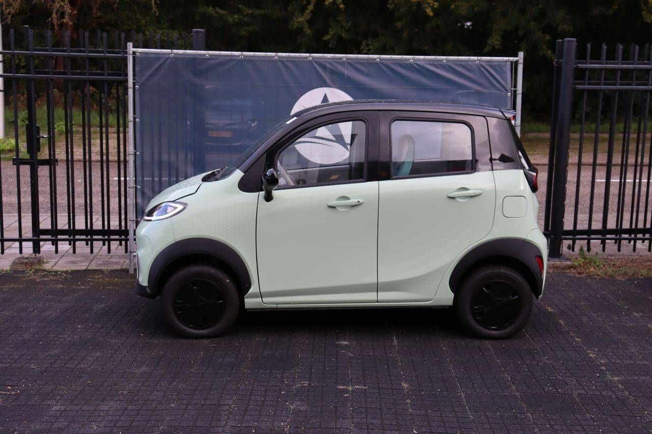 Veículo Elétrico de Passageiros Jinpeng L7e-CP Elétrico 8hp