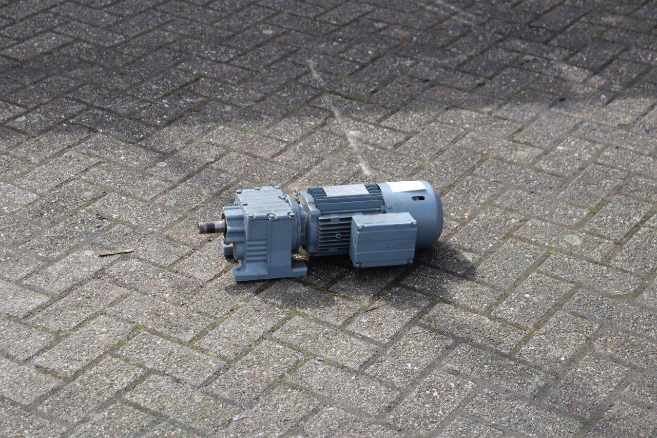 Engine Vector DFT80N4/BMG/HR/TF 0.75kW 1.38rpm New