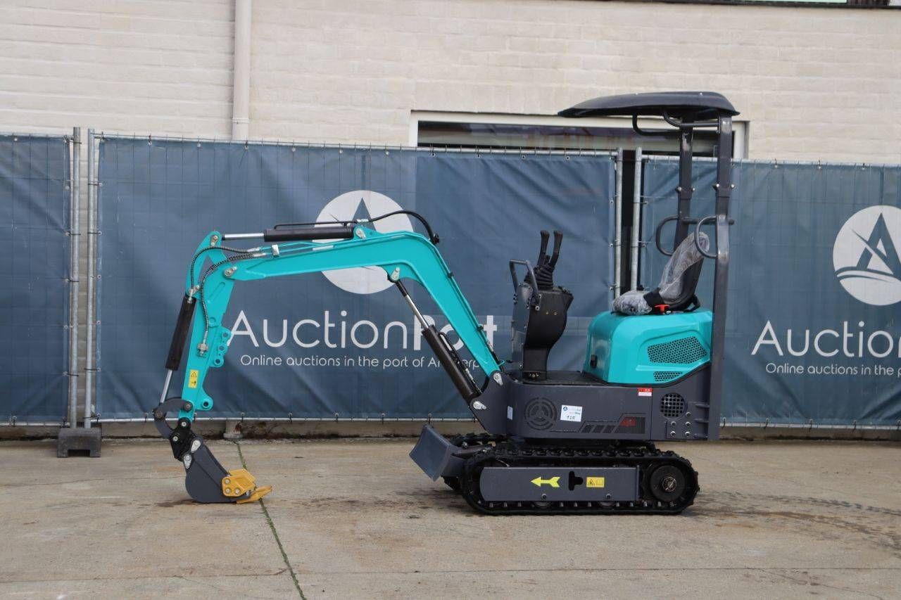 Mini excavator Kato Diesel 7kW New