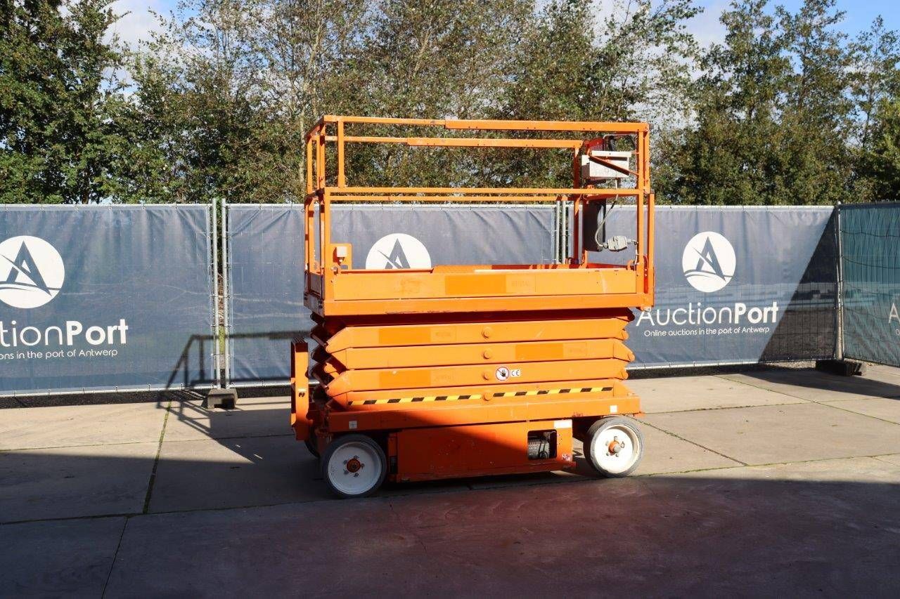 Scissor Lift Skyjack SJ4632 Electric 317kg 11.58m 2015