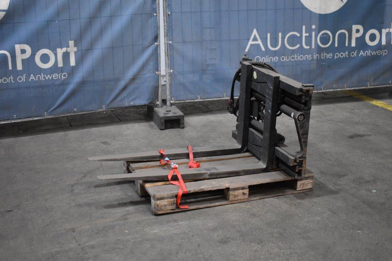 Fork carriage Durwen PHK15 1500kg