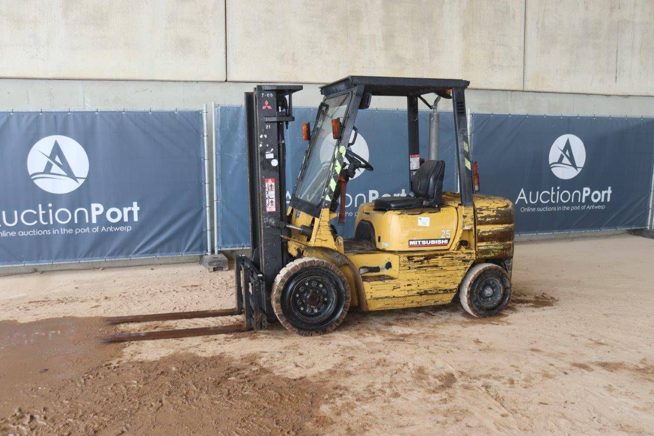 Forklift Mitsubishi FD25M0 Diesel 2350kg