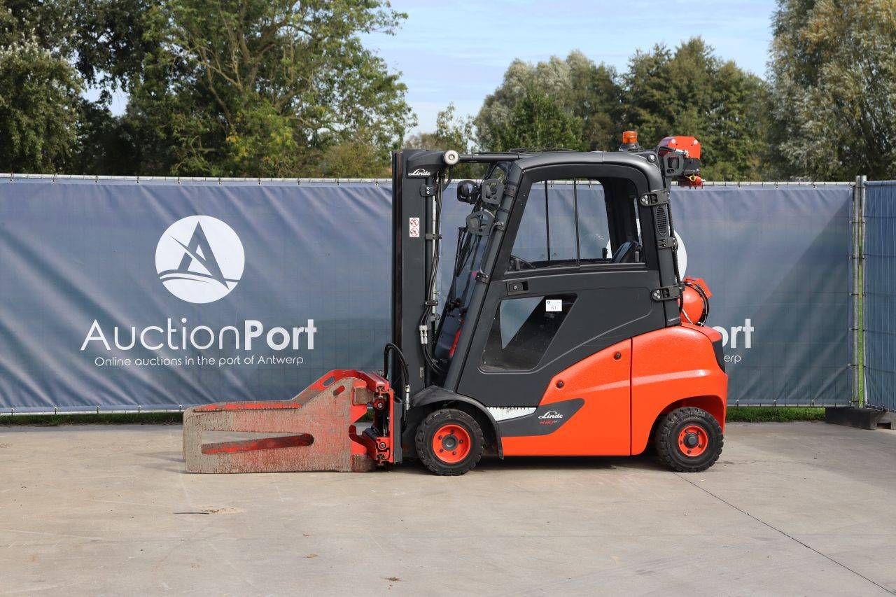 Carrello elevatore Linde H20T-01 a GPL, portata 2000 kg, altezza 3,15 m, anno 2022.