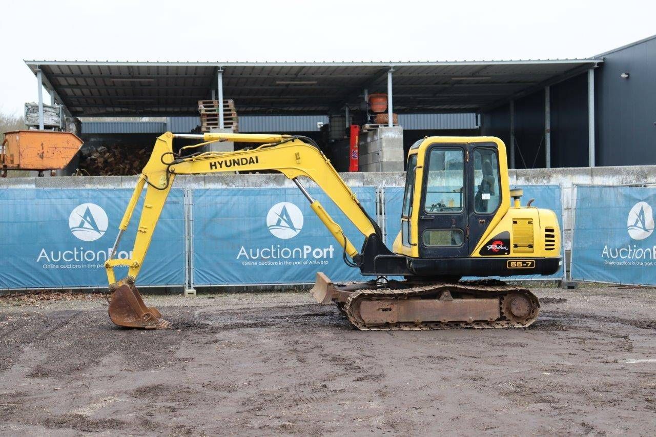 Crawler excavator Hyundai 55-7 Diesel 2000