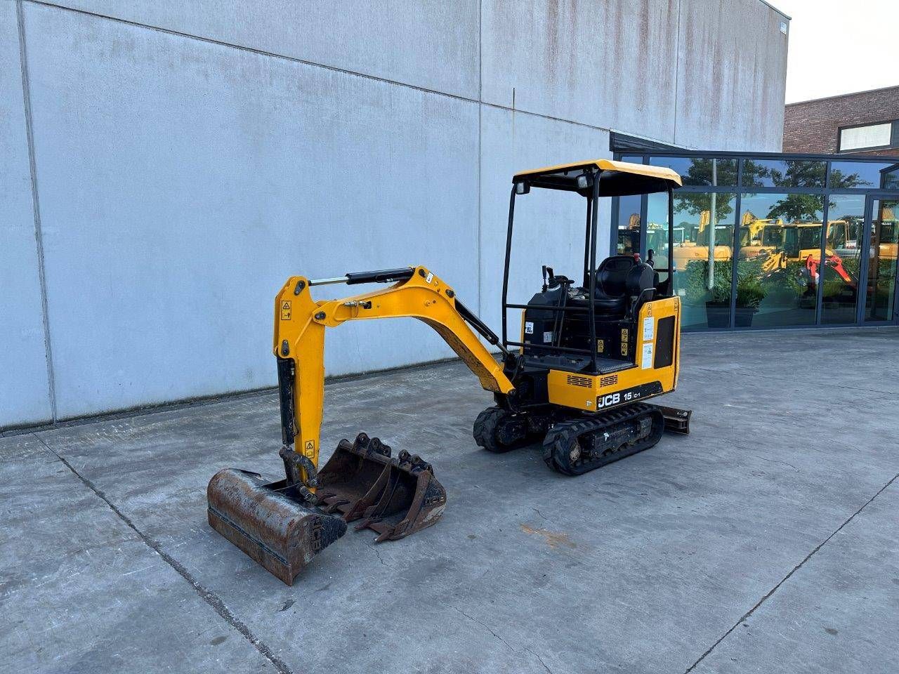 Mini digger JCB 15C-1 Diesel