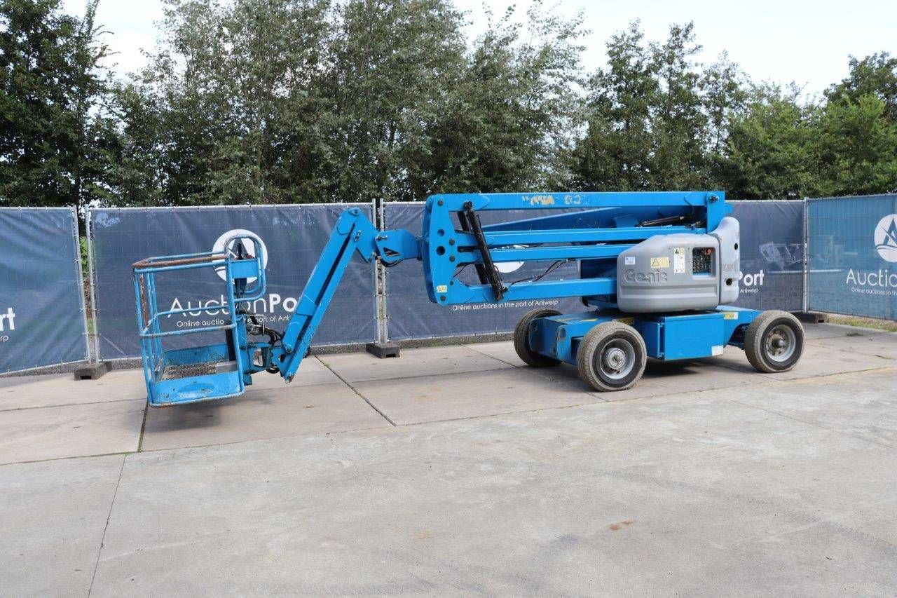 Articulated boom lift Genie Z-45/25 Electric 227kg 15.94m 2008